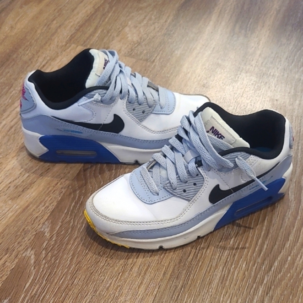 Nike Air Max 90 Youth Sneakers in White, Gray, and Blue Size 4